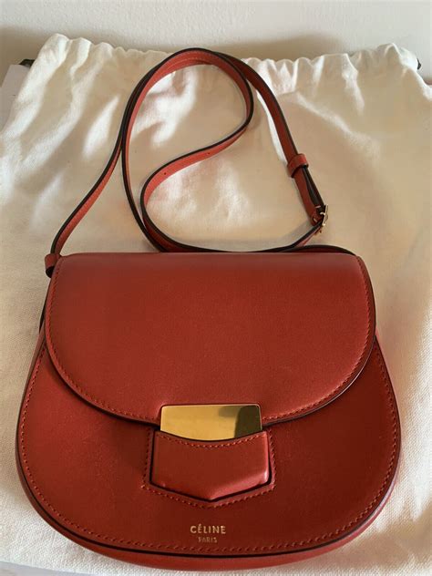 celine trotteur bag red